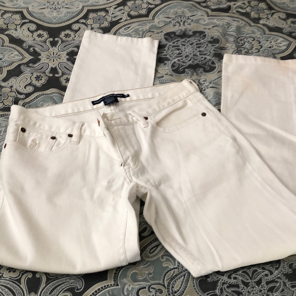 White denim pants